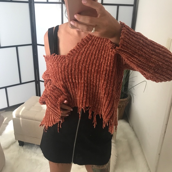 LAST 1️⃣ Destructed Velvet Yarn Sweater Crop - Picture 7 of 8